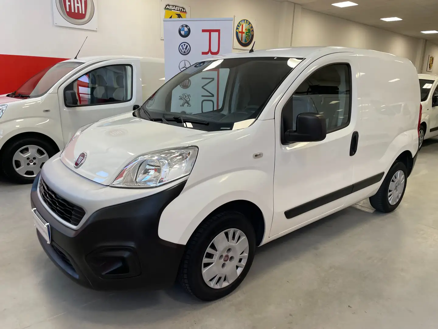 Fiat Fiorino 1.4 8V 77CV Cargo SX Blanc - 2