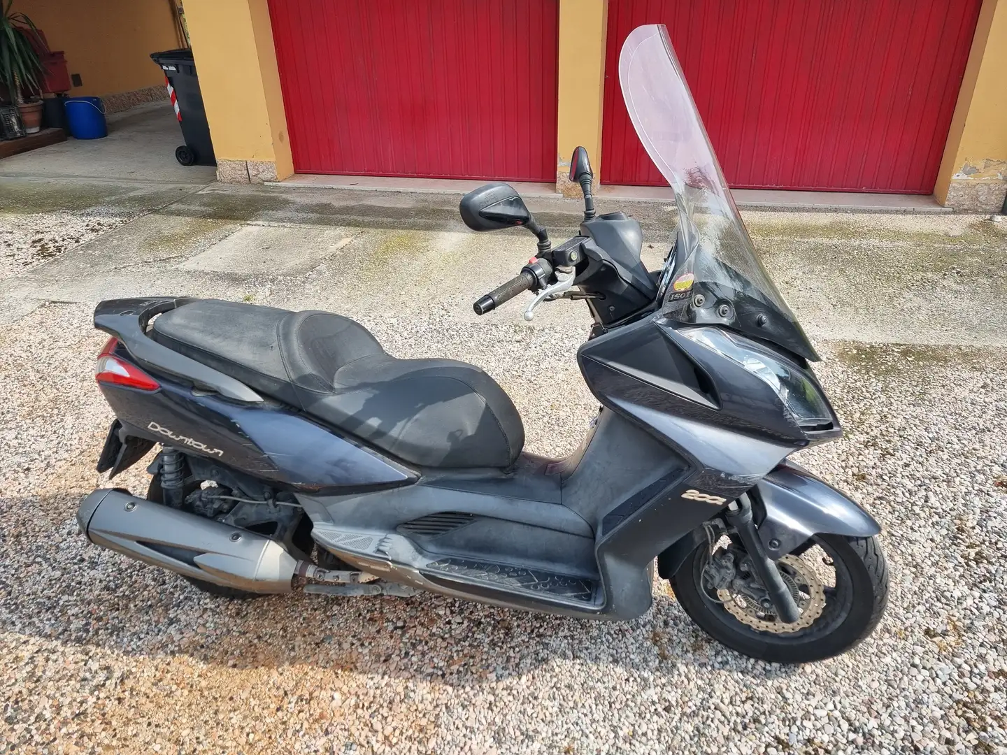 Kymco Downtown 200i Gris - 2