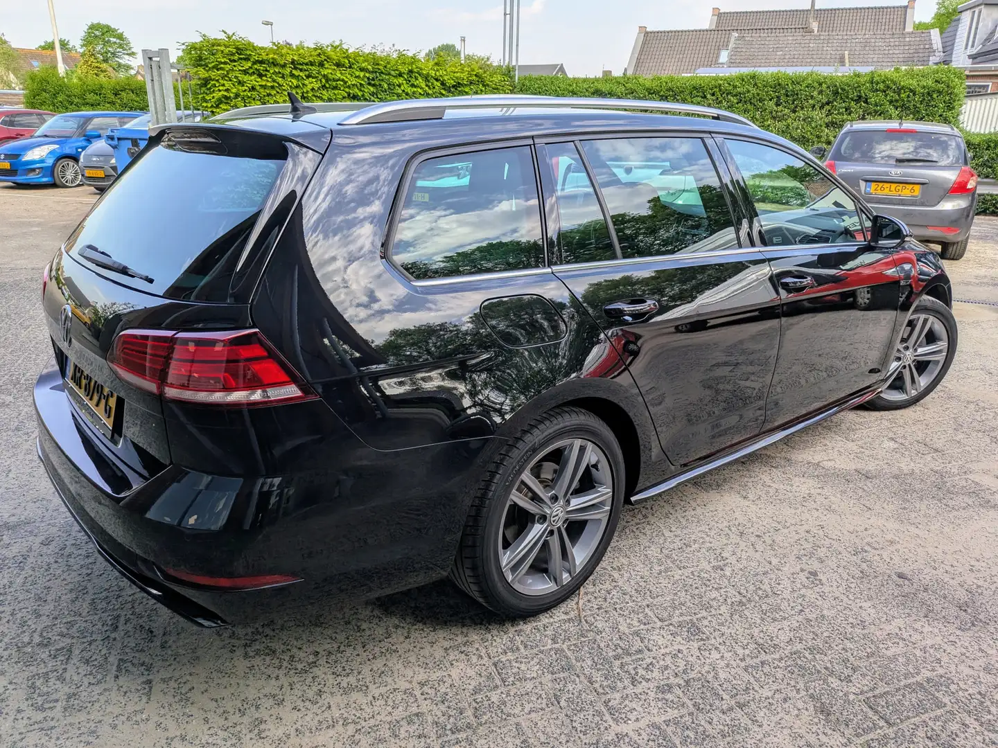 Volkswagen Golf Variant 1.5 TSI Highline Business R-Line 150 pk Noir - 2