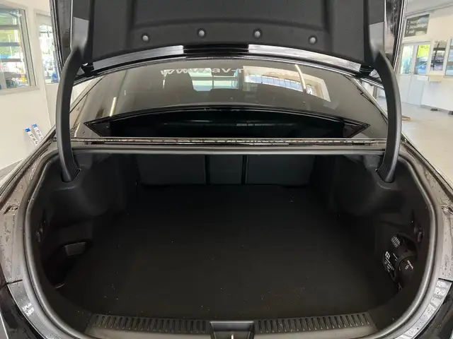 Mercedes-Benz E 300 de 4MATIC Limo Navi Kamera Ansicht 26