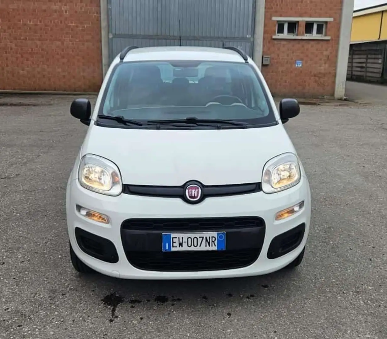 Fiat Panda 0.9 t.air t. natural power Pop 80cv - 1