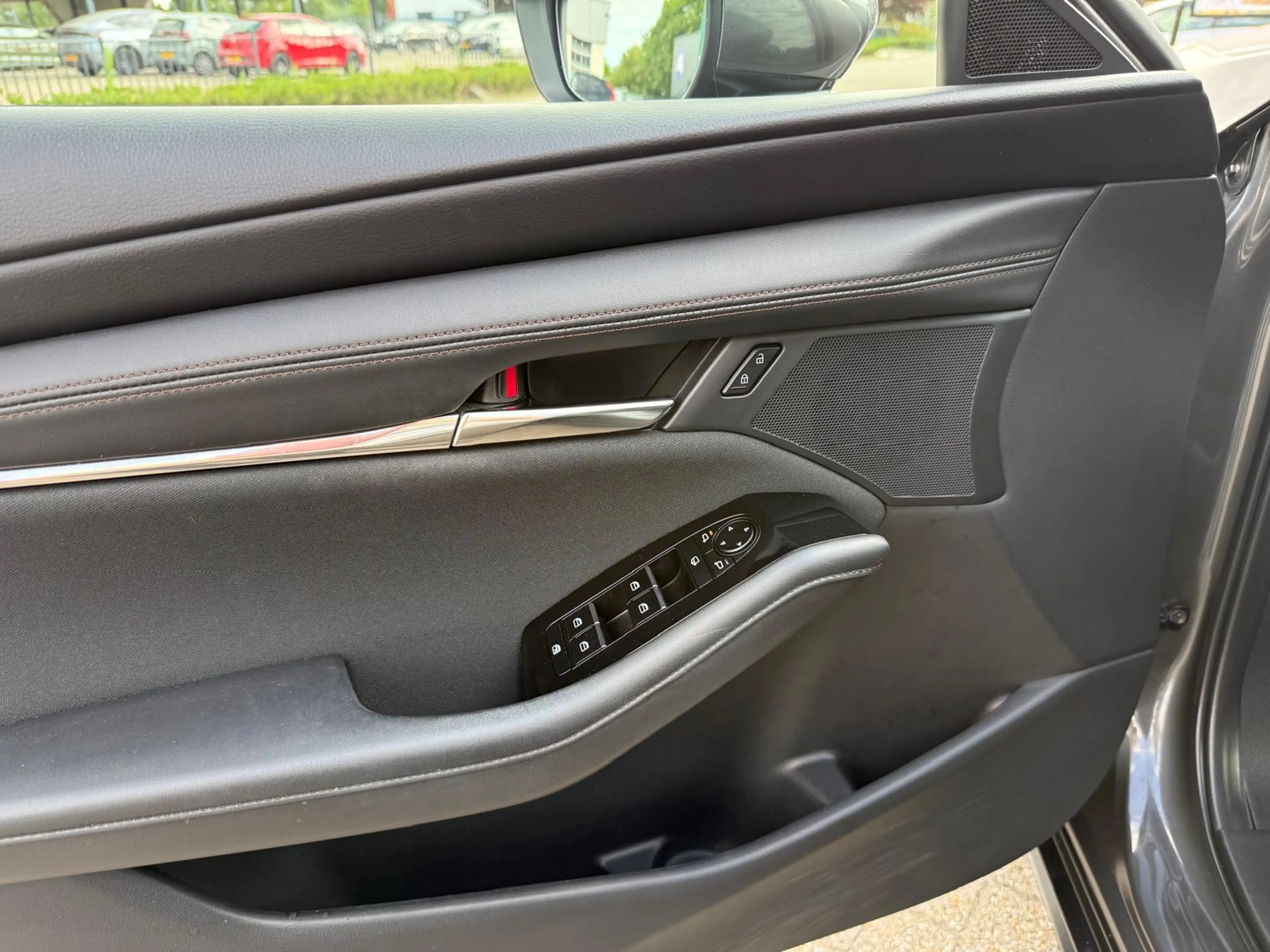 Mazda 3 2.0 e-SkyActiv-G M Hybrid Aut. Head-Up Keyless Org — photo 12
