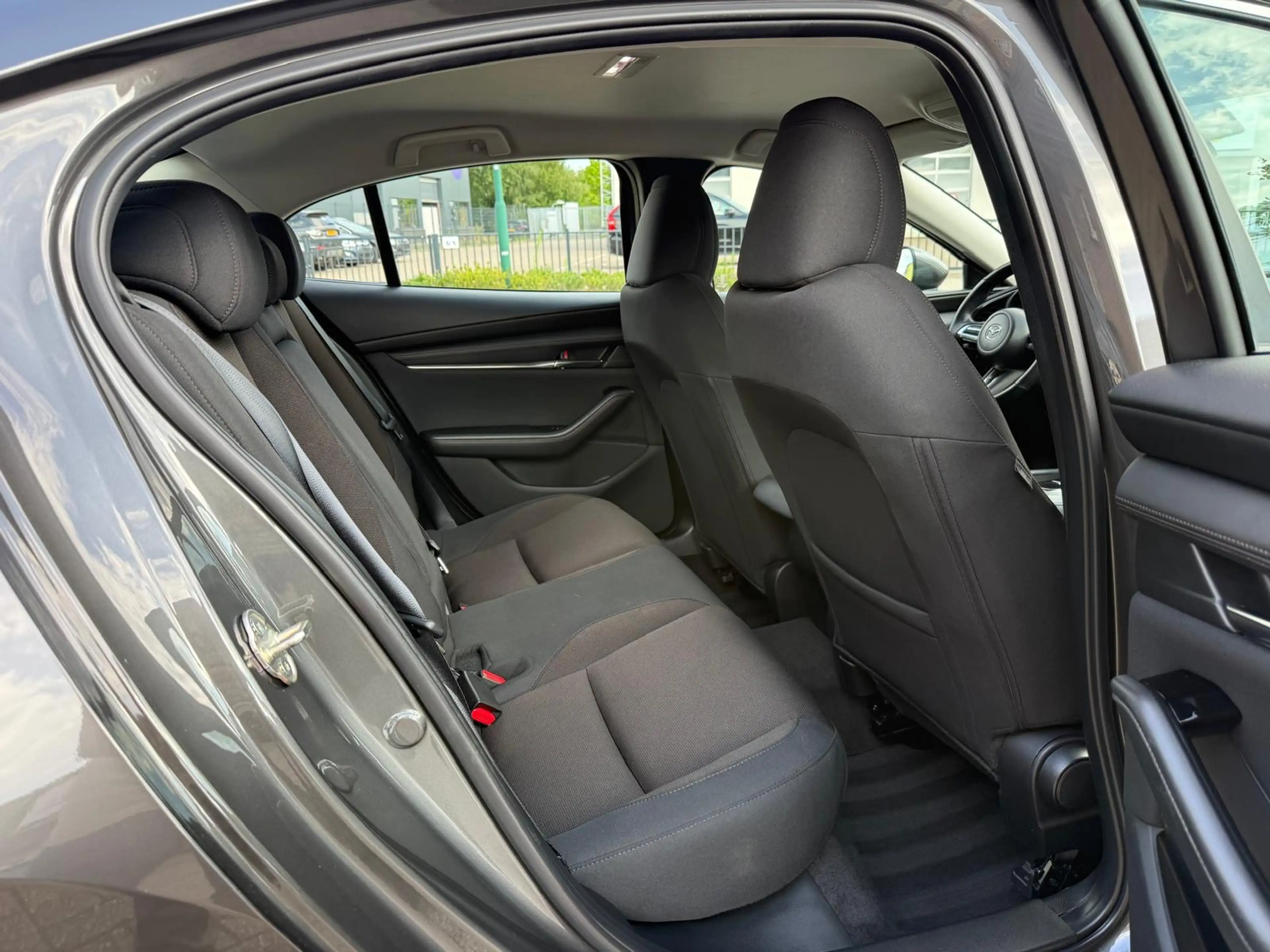 Mazda 3 2.0 e-SkyActiv-G M Hybrid Aut. Head-Up Keyless Org — photo 5