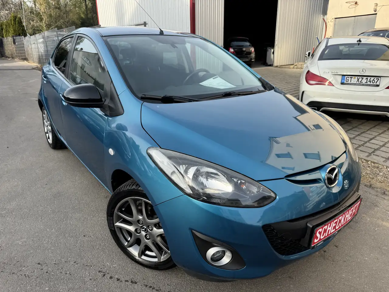 Mazda 2