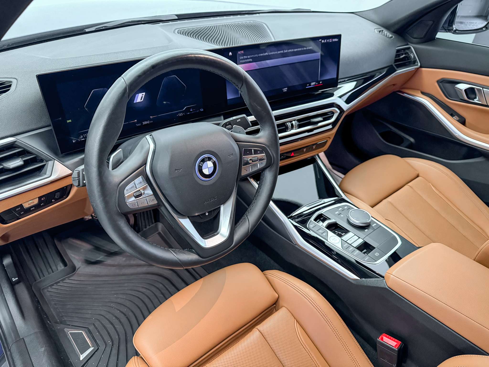 2024 BMW 3 Series 330e xDrive Plug-In Hybrid | LTHR STS | SUNROOF | thumb 12
