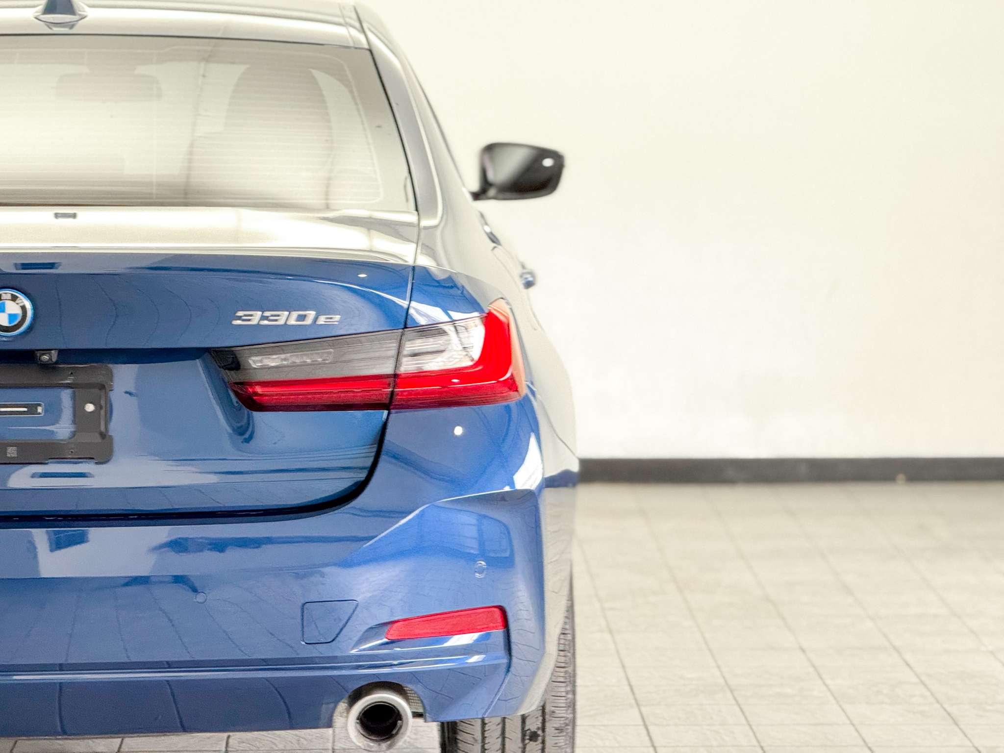 2024 BMW 3 Series 330e xDrive Plug-In Hybrid | LTHR STS | SUNROOF | thumb 11