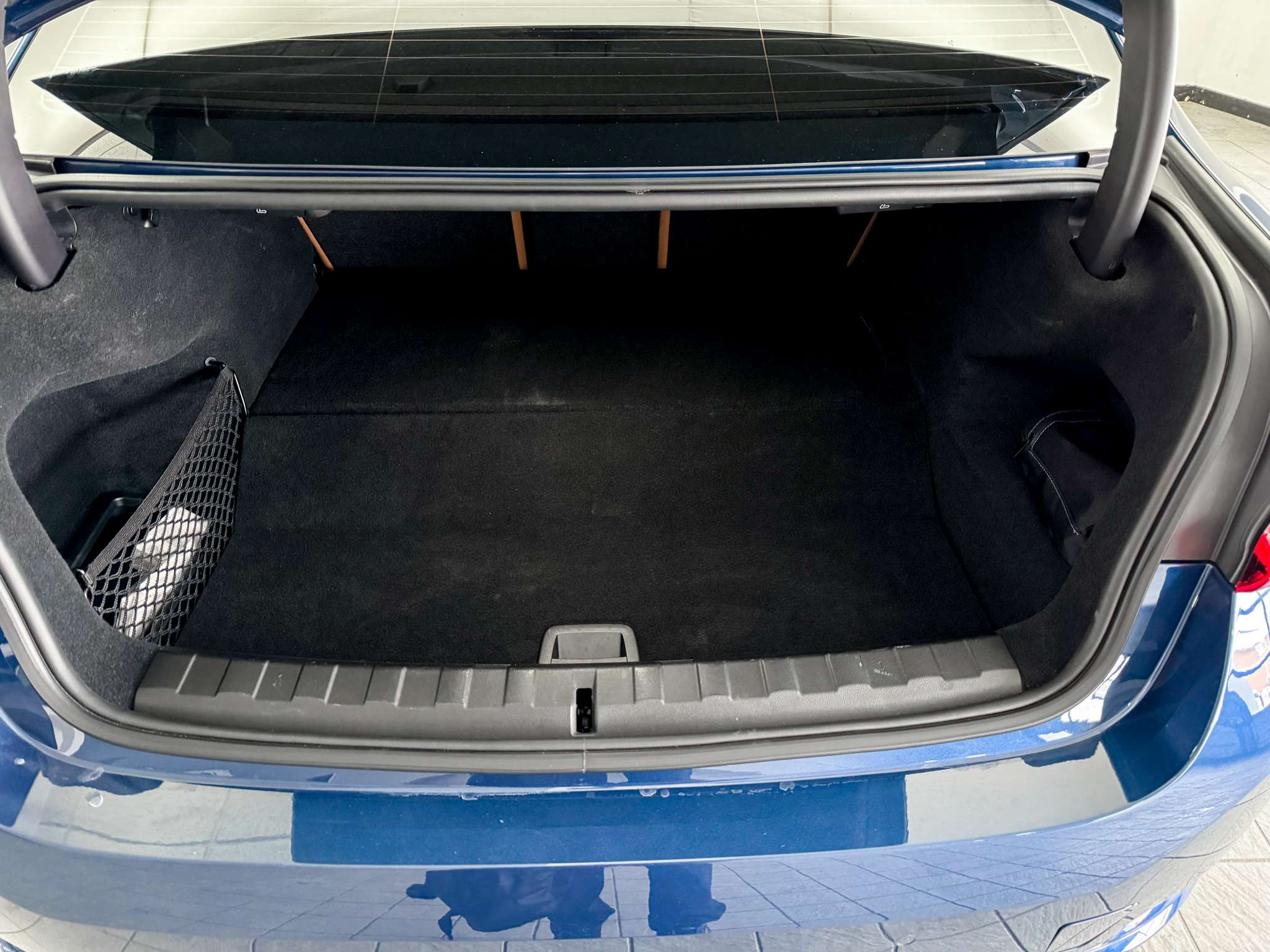 2024 BMW 3 Series 330e xDrive Plug-In Hybrid | LTHR STS | SUNROOF | thumb 33