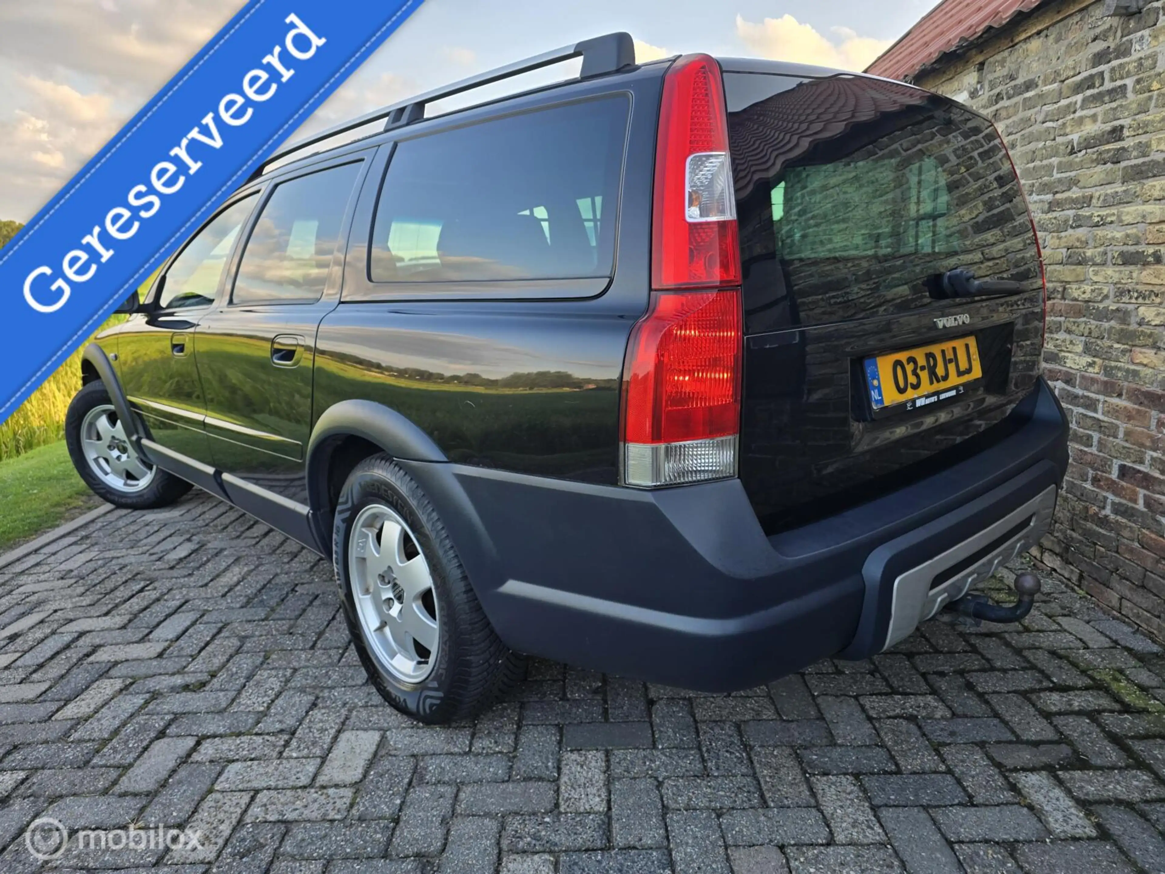 Volvo XC70 2.5 T Summum — photo 6