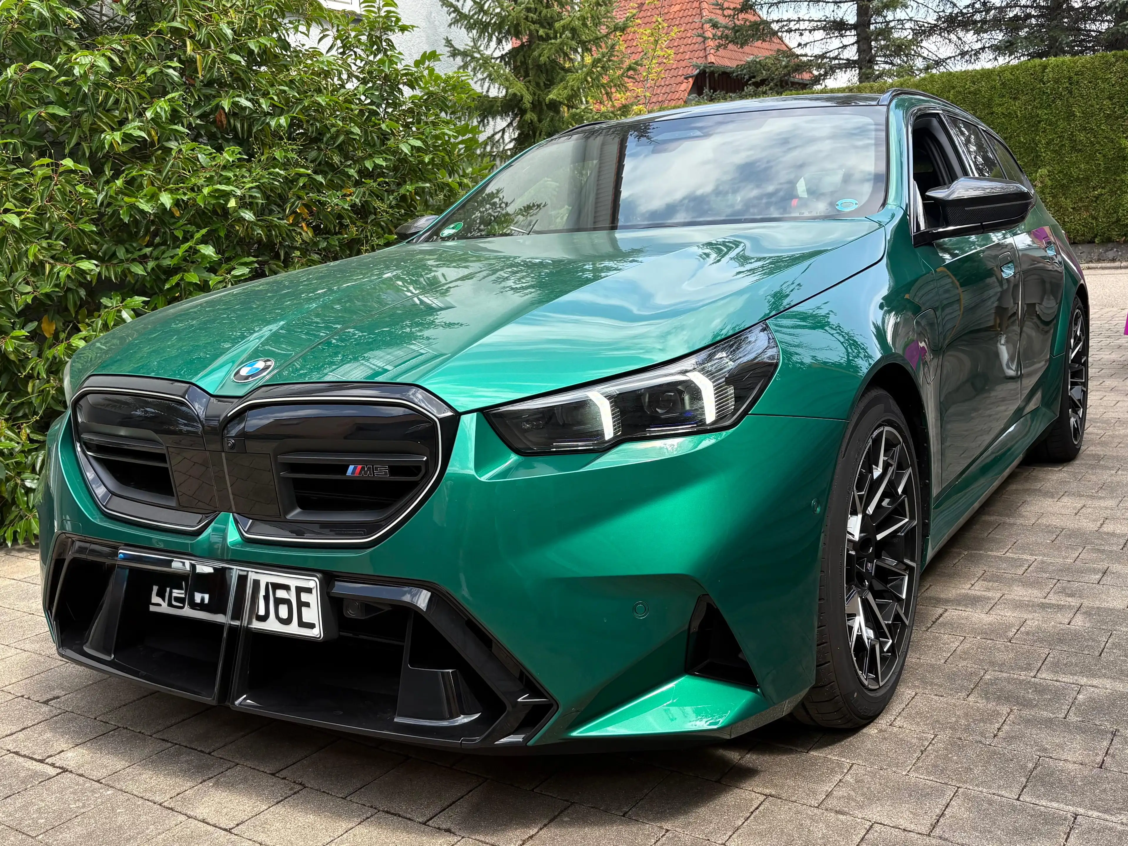 BMW M5 Touring — photo 2