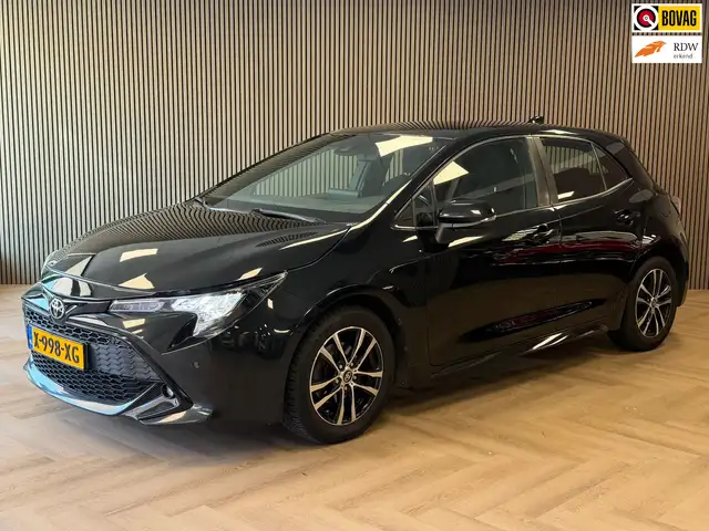 Toyota Corolla 1.2 Turbo First Edition CAMERA PDC AIRCO CRUISE LA