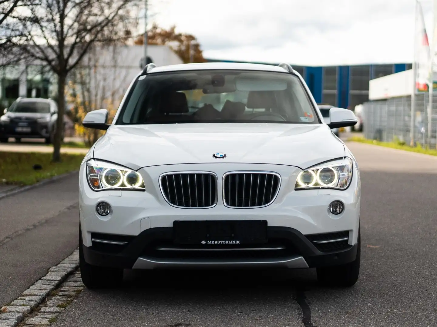 BMW X1 20 d xDrive *Pano*SHZ*Kamera Weiß - 2