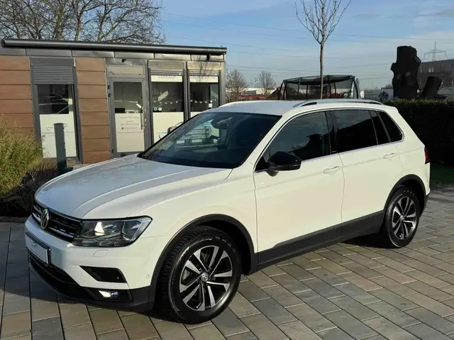 Volkswagen Tiguan Tiguan IQ.DRIVE 1.5 TSI *Navi*ACC*2Hand*PDC*