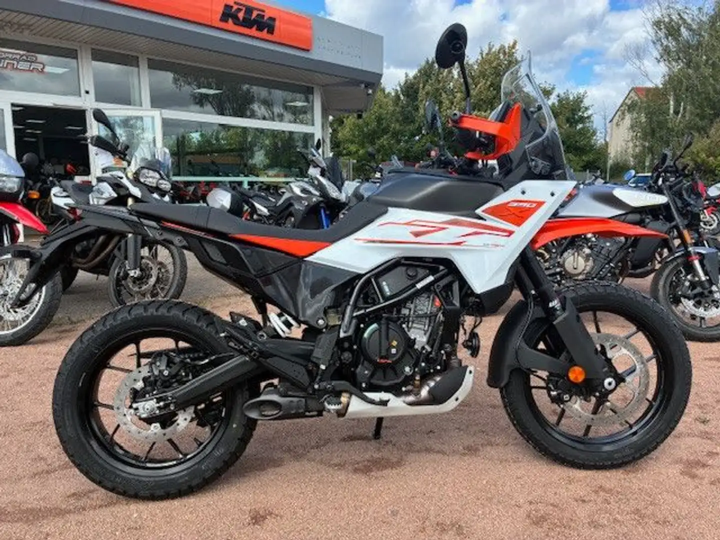 KTM 390 Adventure X Orange - 1