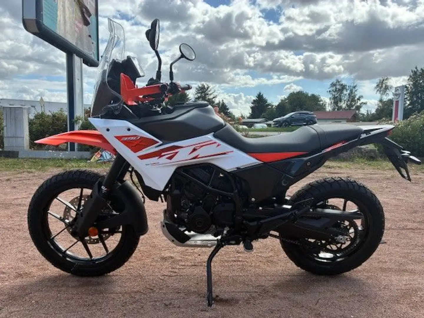 KTM 390 Adventure X Orange - 2
