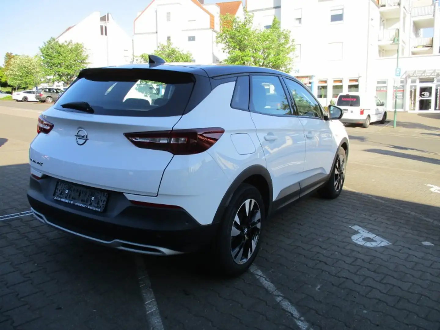 Opel Grandland X 1.5 CDTI Elegance Automatik Weiß - 2