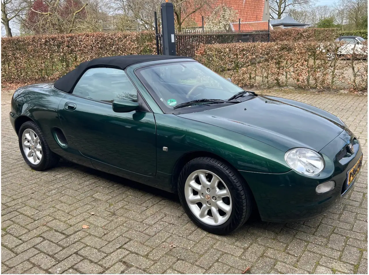 MGF 1.8i, foto 3