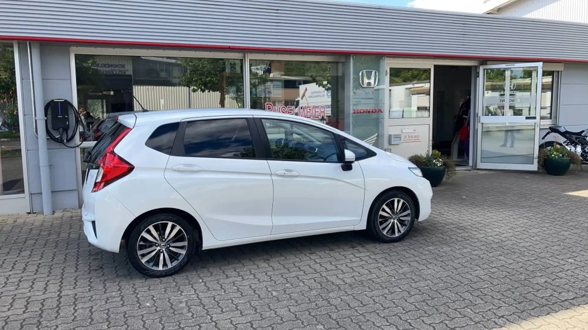 Honda Jazz JAZZ 1.3 ELEGANCE Bílá - 2