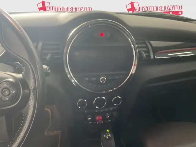Mini Cooper Cooper view 11