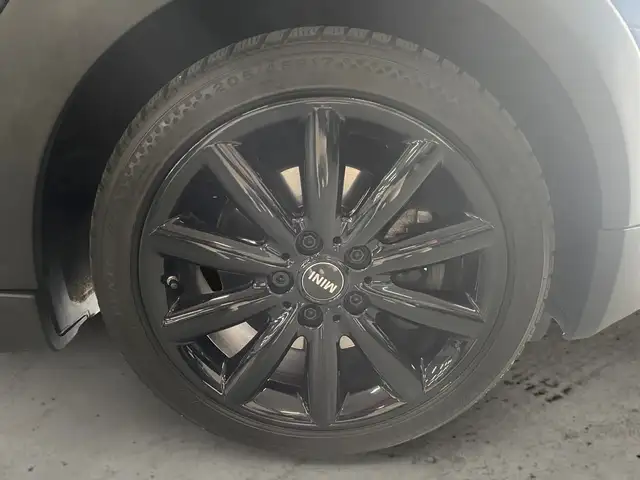 Mini Cooper Cooper view 8