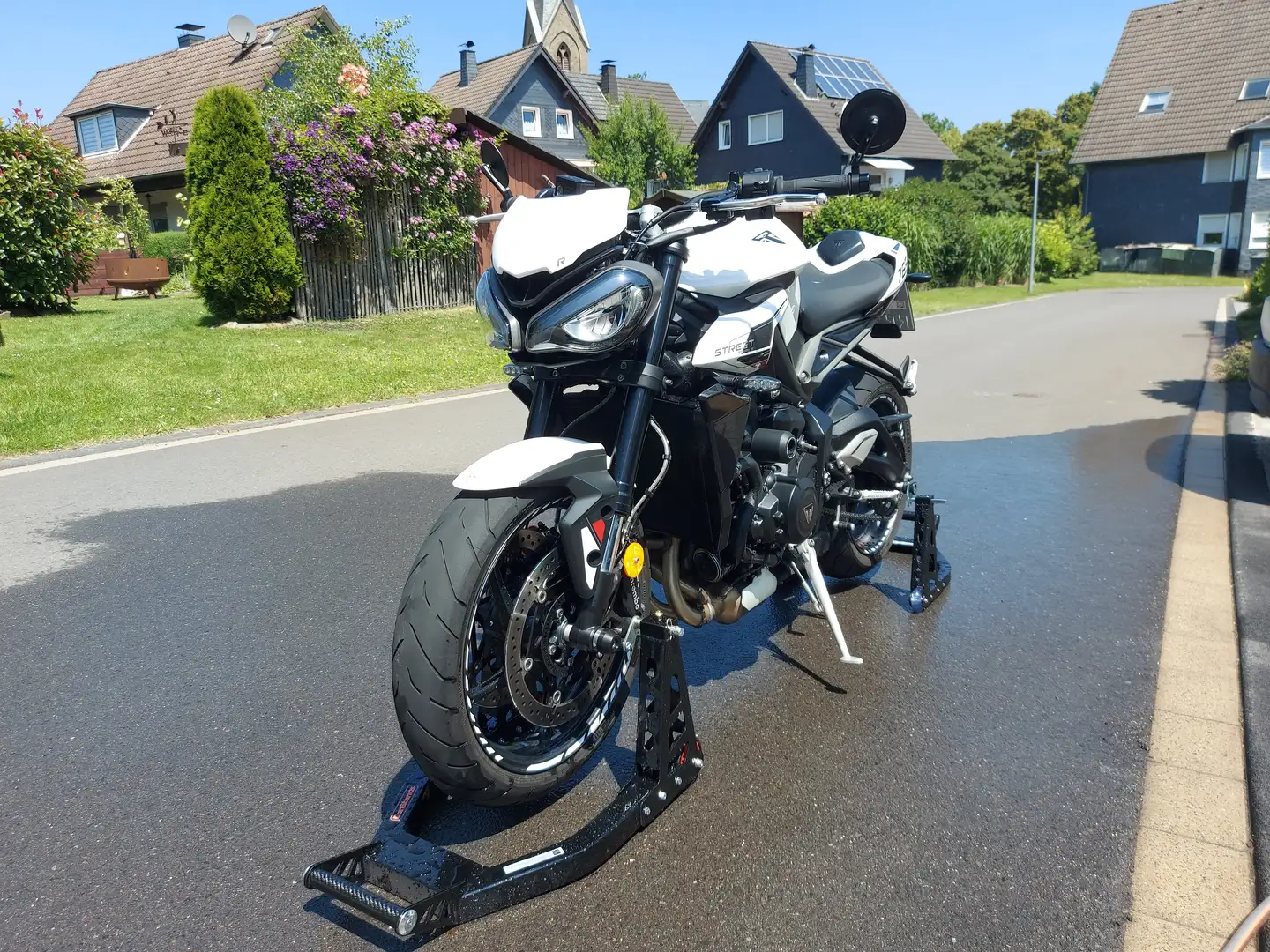 Triumph Street Triple 765 R Weiß - 1