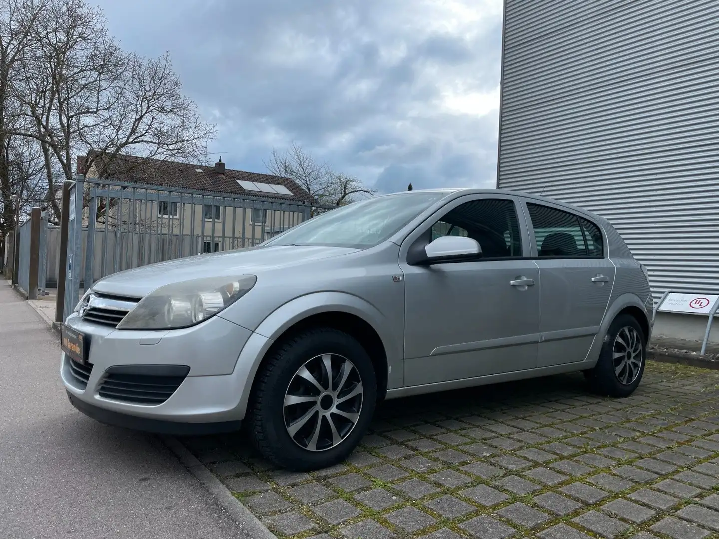 Opel Astra *H*Edition*Klima*TÜV*ELFH*ZV*Servo* Argintiu - 2