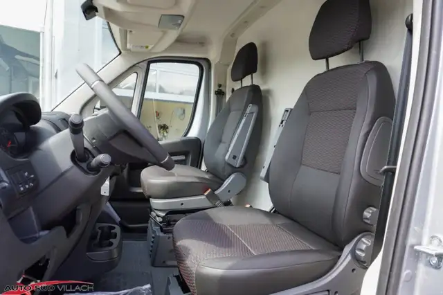 Citroen Jumper Wohnmobil Camper Bravia mobil 35+ L4H2 140 Ansicht 14