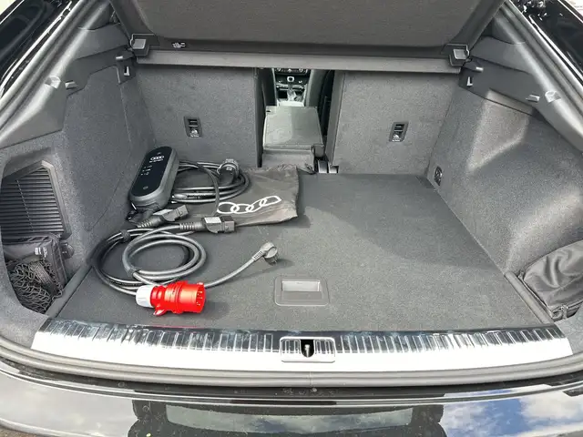 Audi Q3 e-tron 45 TFSI e S line ext Ansicht 21