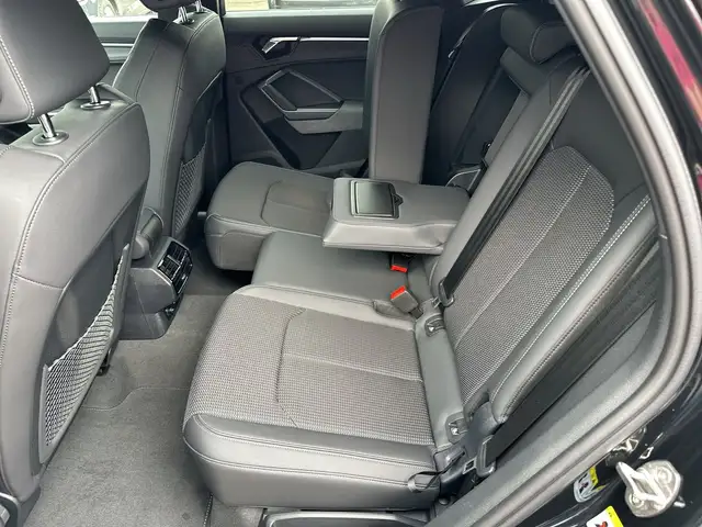 Audi Q3 e-tron 45 TFSI e S line ext Ansicht 24