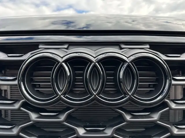 Audi Q3 e-tron 45 TFSI e S line ext Ansicht 25
