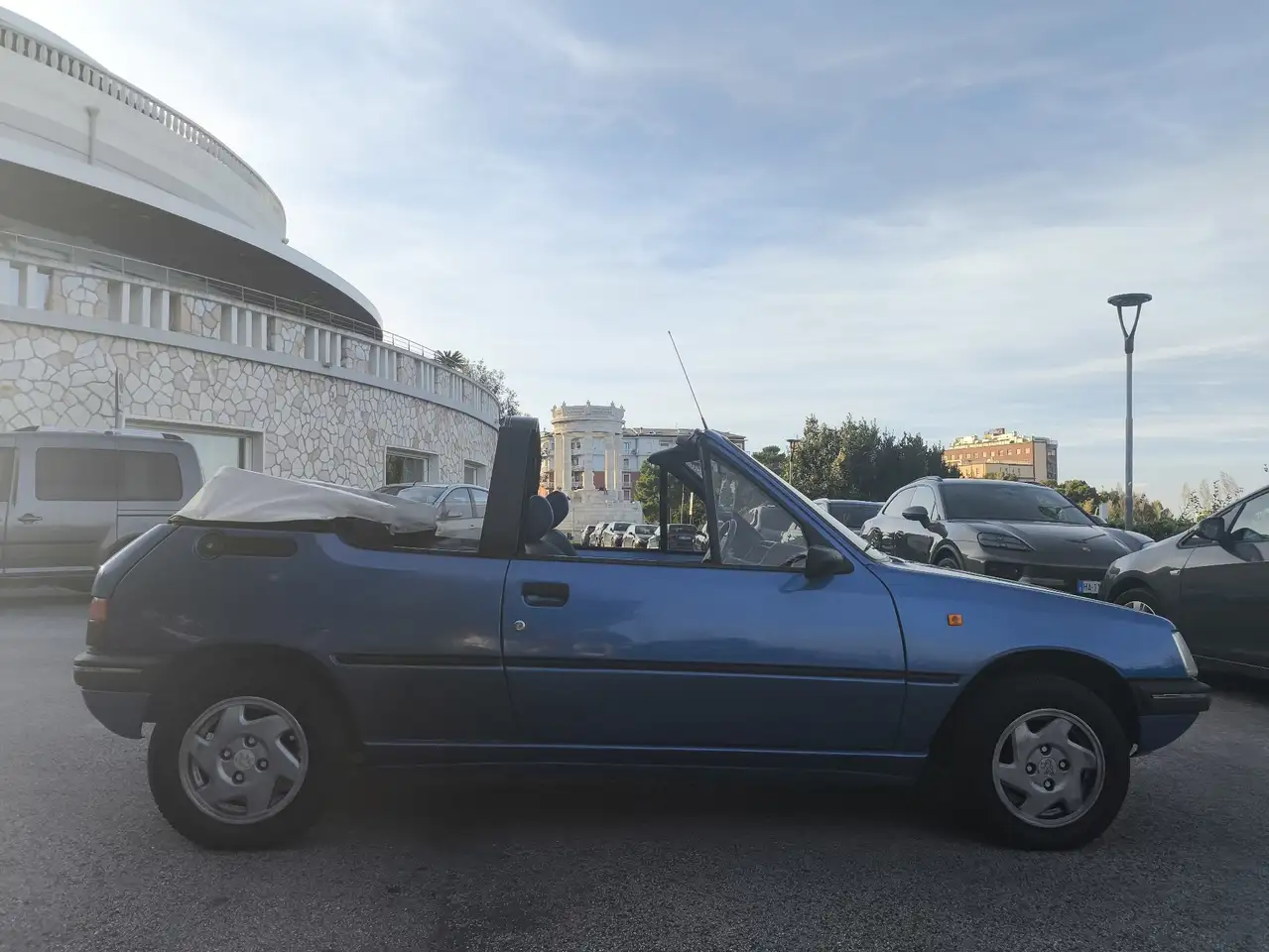 Peugeot 205 Cabrio 1.1 Junior cat., foto 6