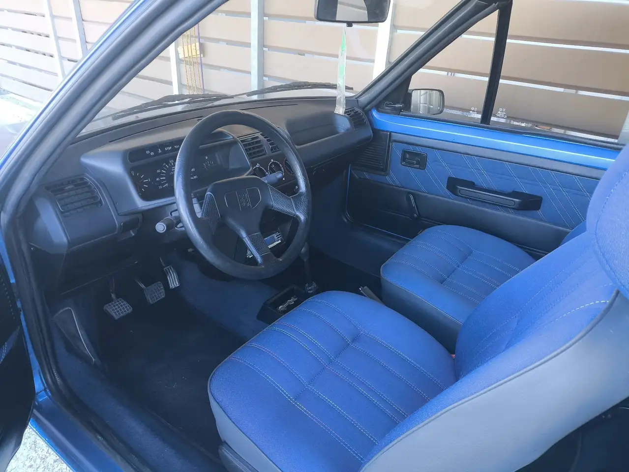 Peugeot 205 Cabrio 1.1 Junior cat., foto 8