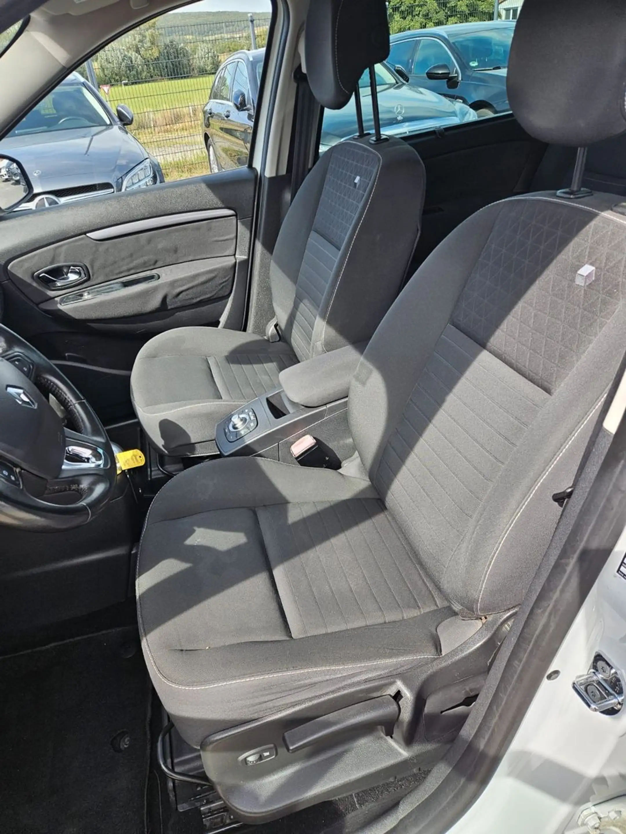 Renault Scenic III Limited — photo 7