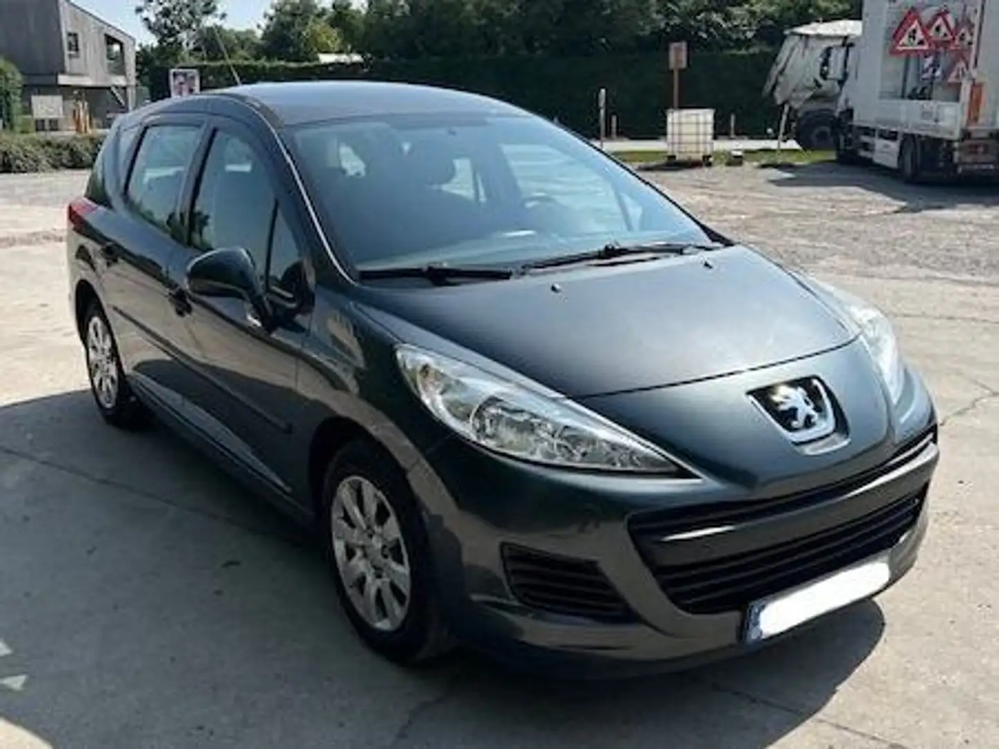 Peugeot 207 207 Break 1.4 Benzine Alles Nieuw ! Groen - 2