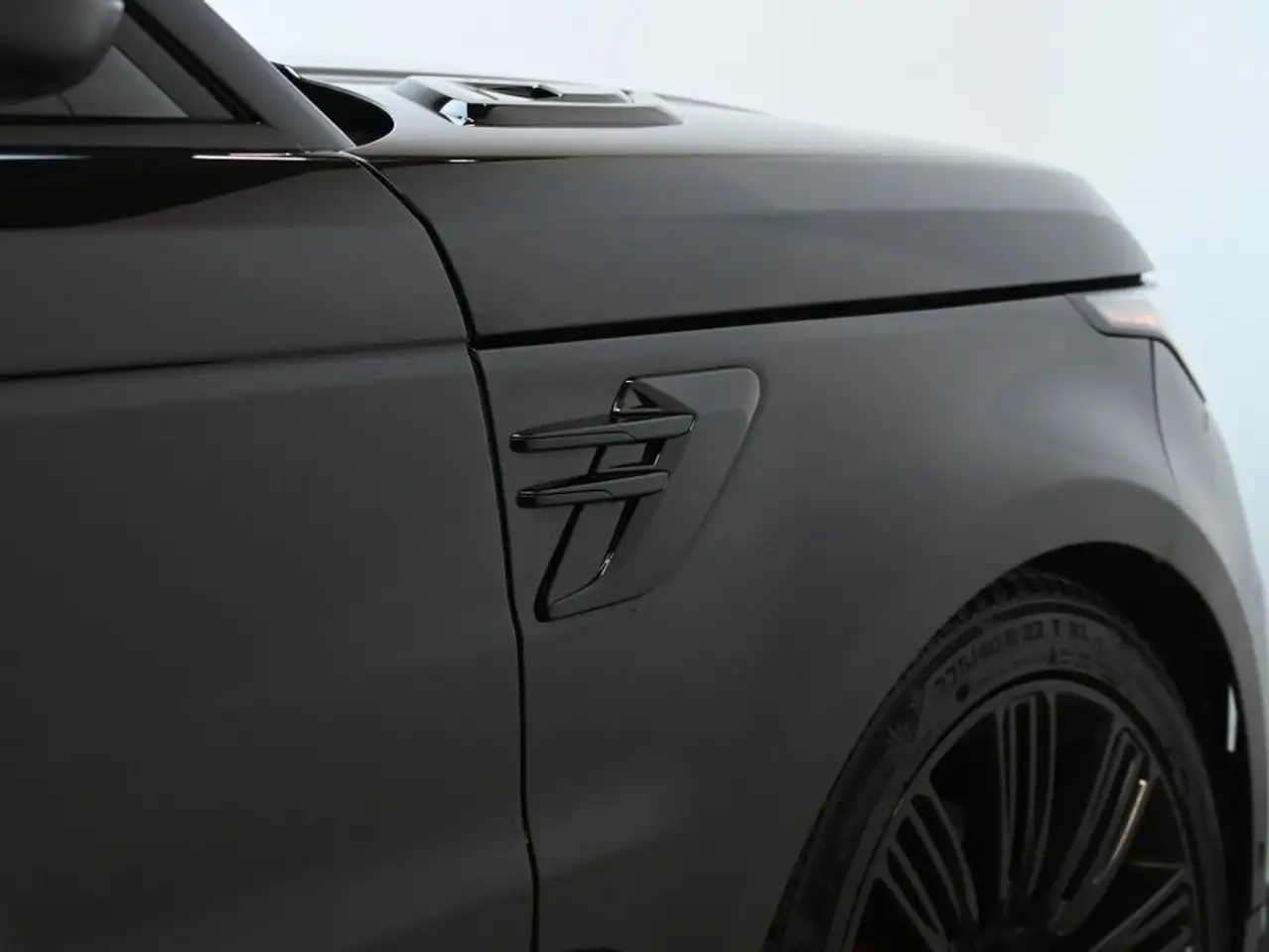 Land Rover Range Rover Sport снимка Land Rover Range Rover Sport