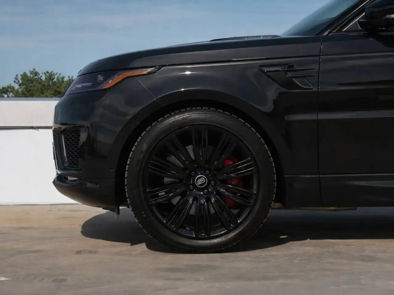 Land Rover Range Rover Sport снимка Land Rover Range Rover Sport
