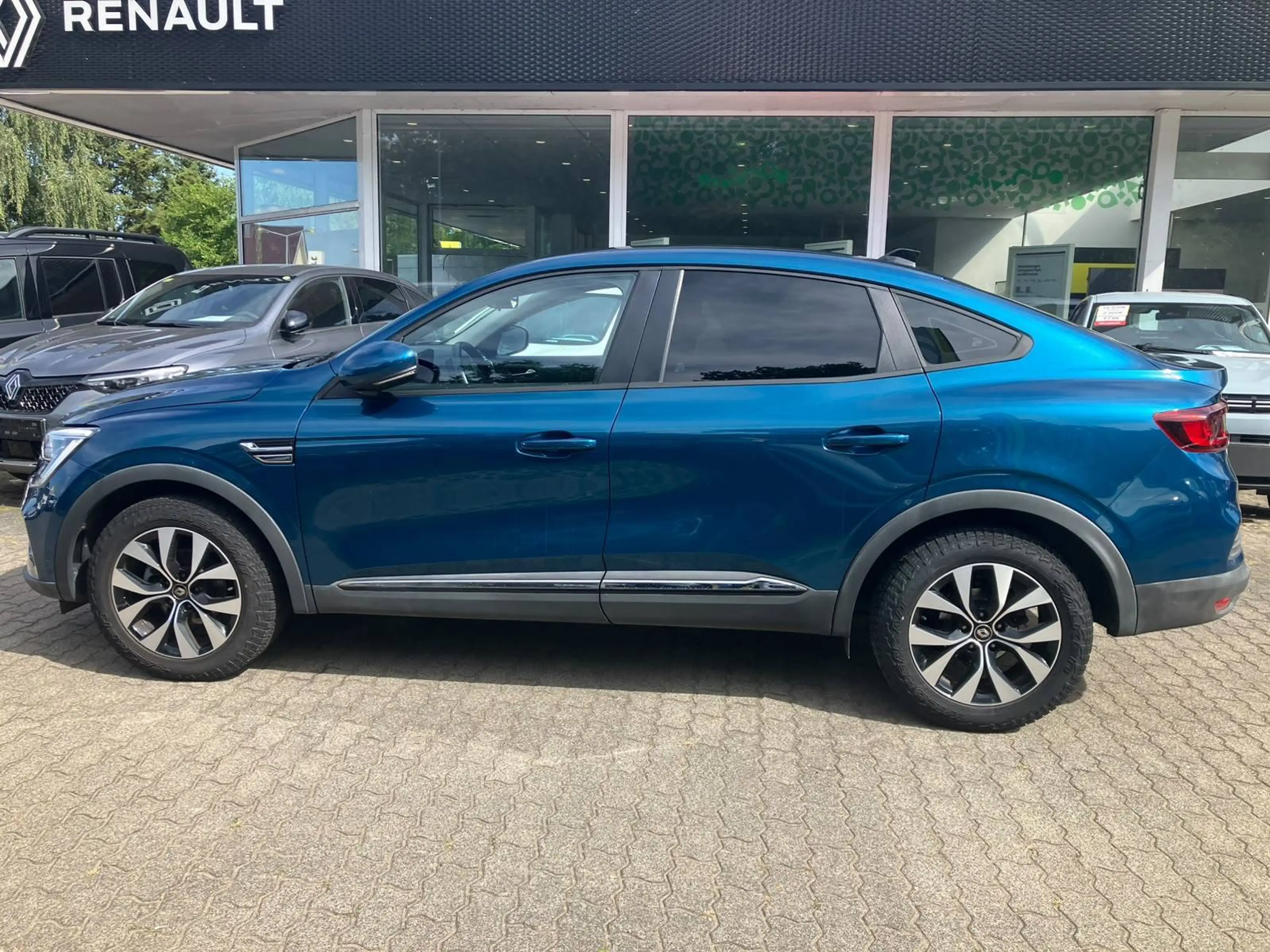 Renault Arkana (EU Version)(2020->) Zen 1,3 TCe 140 — photo 3