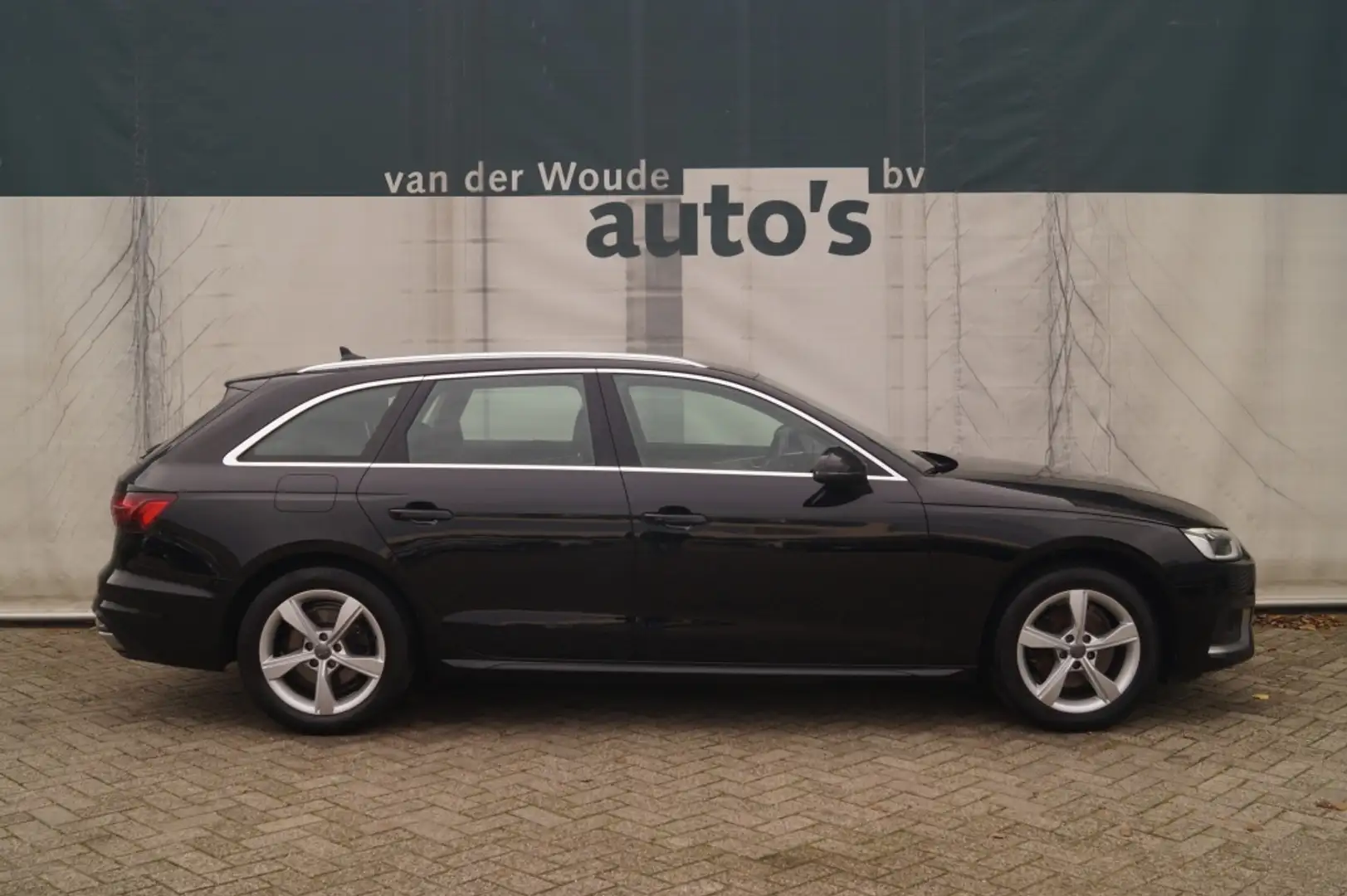 Audi A4 Avant 35 TFSI 150pk Edition Business -LEER-NAVI-EC Schwarz - 2