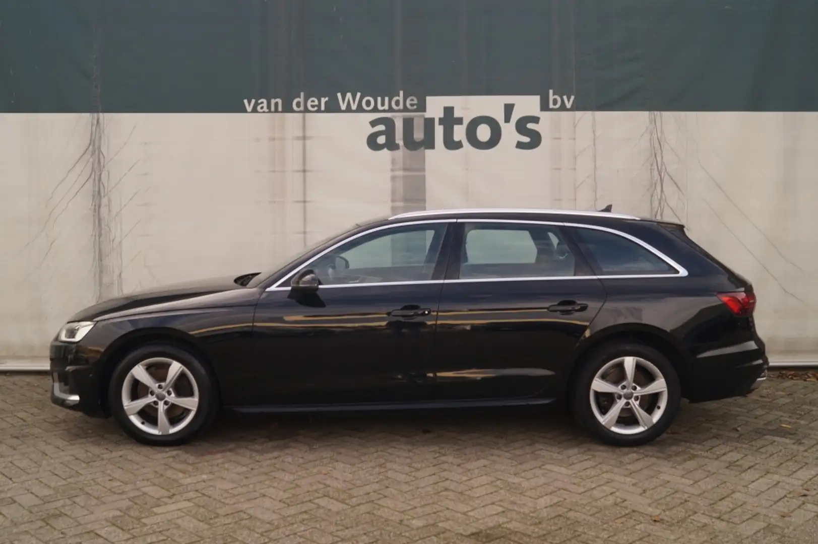 Audi A4 Avant 35 TFSI 150pk Edition Business -LEER-NAVI-EC Schwarz - 1