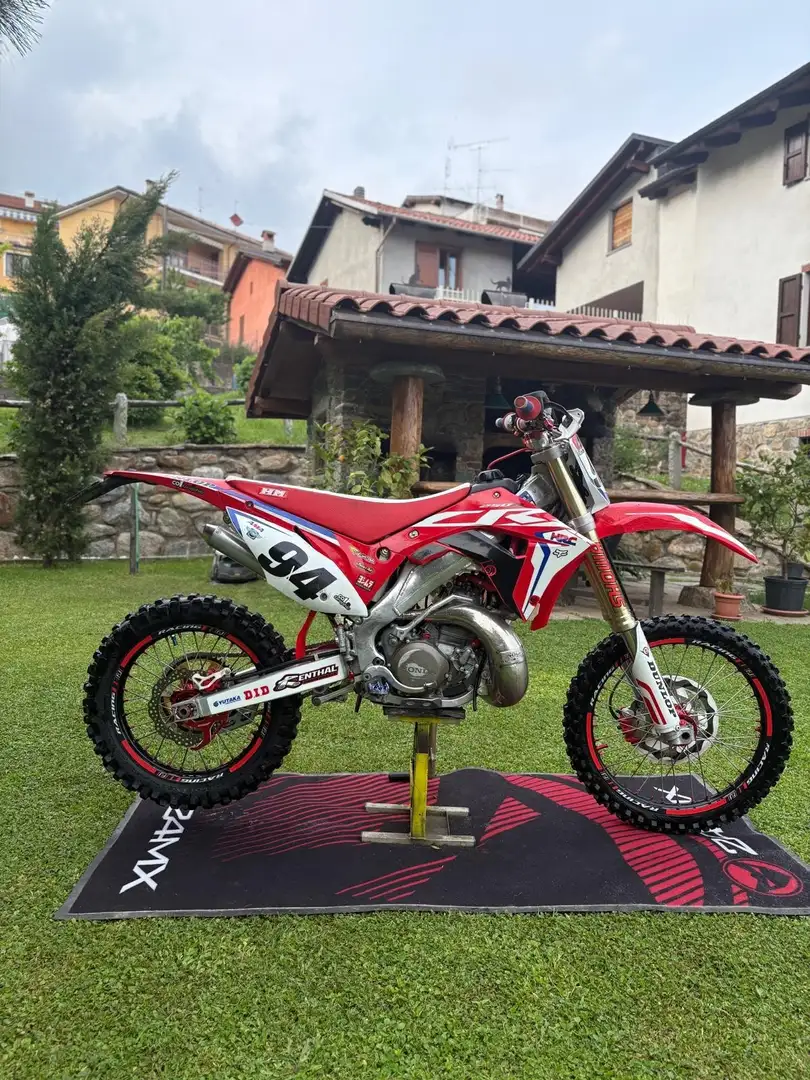 Honda CR 250 Roşu - 1