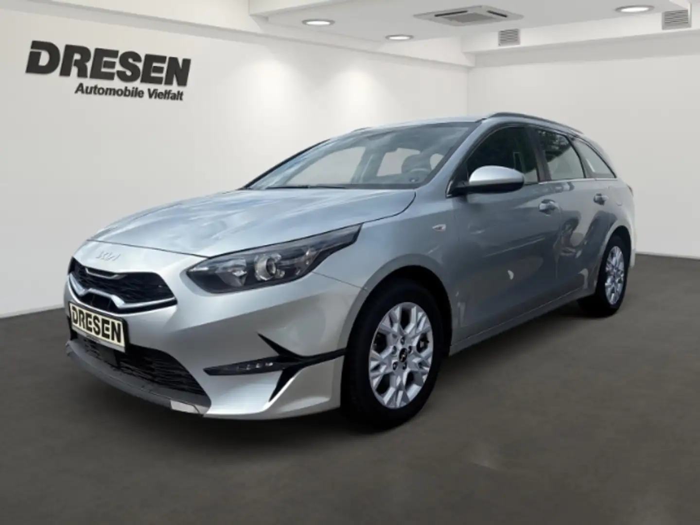Kia Ceed SW / cee'd SW Vision 1.5 NAVI,KLIMAAUTO,SITZHZG,DAB,KAMERA,CARPL Argent - 1