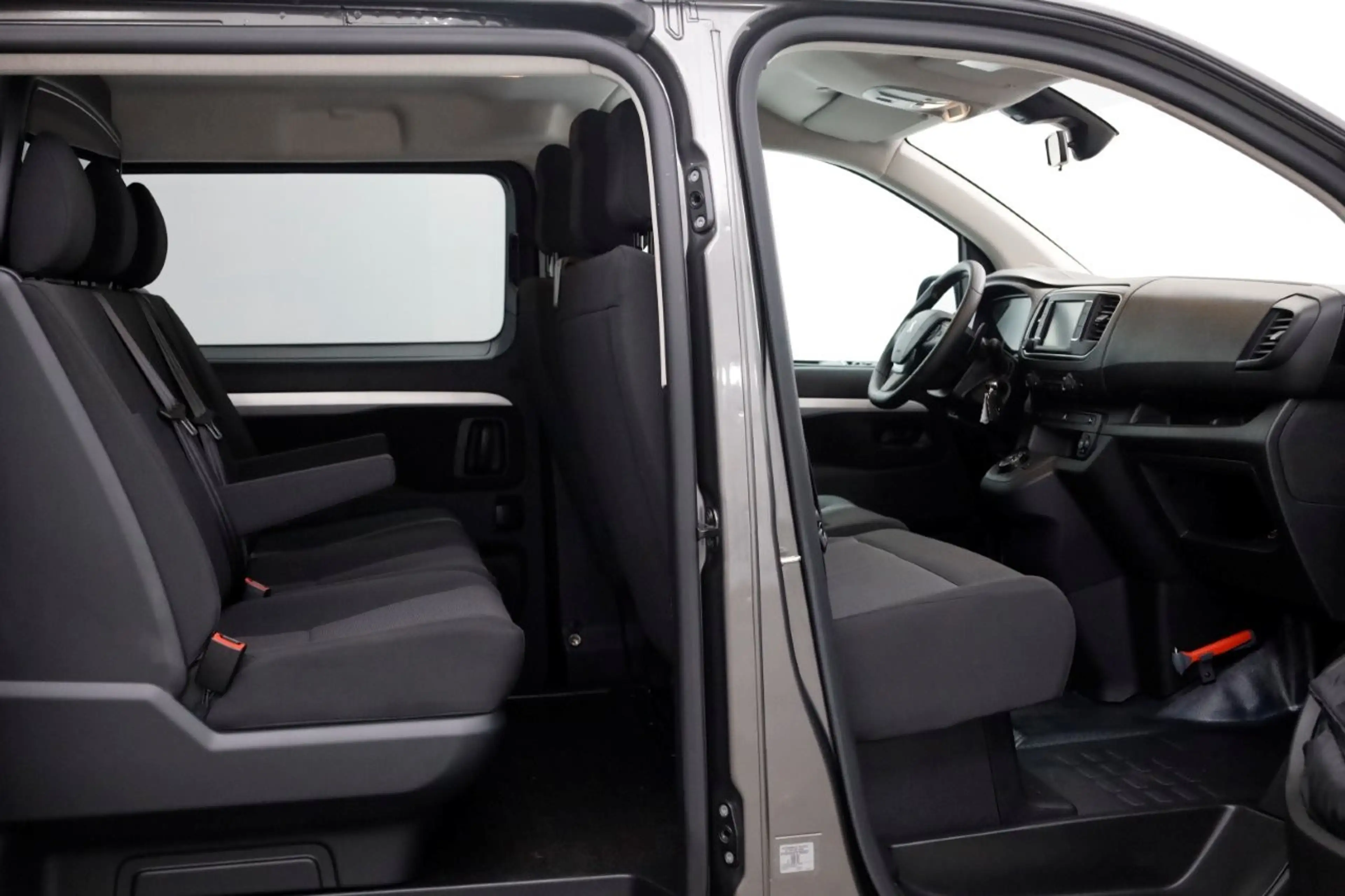 Peugeot Expert 2.0 BlueHDI 180pk D.C. Automaat 2x Schuifdeur/Navi — photo 6