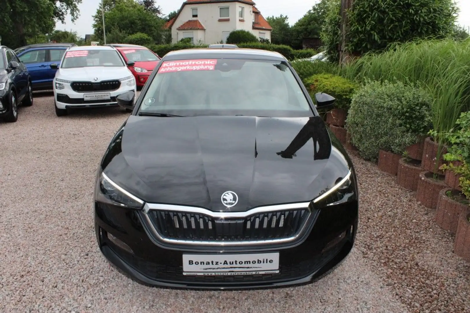 Skoda Scala 1.0 TSI Ambition *AHK,Klima,Sitzhzg,APP* Schwarz - 2