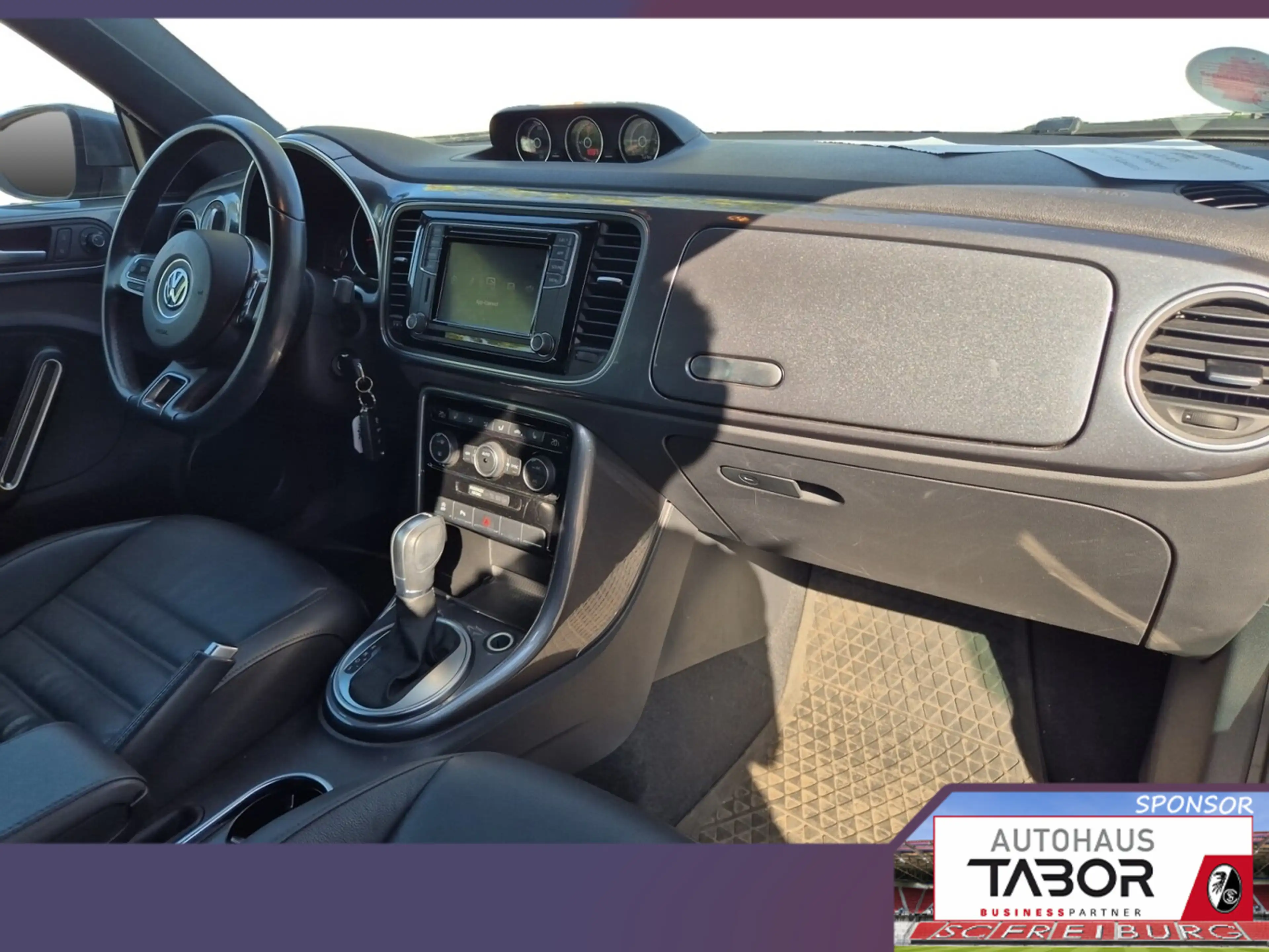Volkswagen Beetle Cabriolet 1.4 TSI 150 DSG Design Leder — photo 5