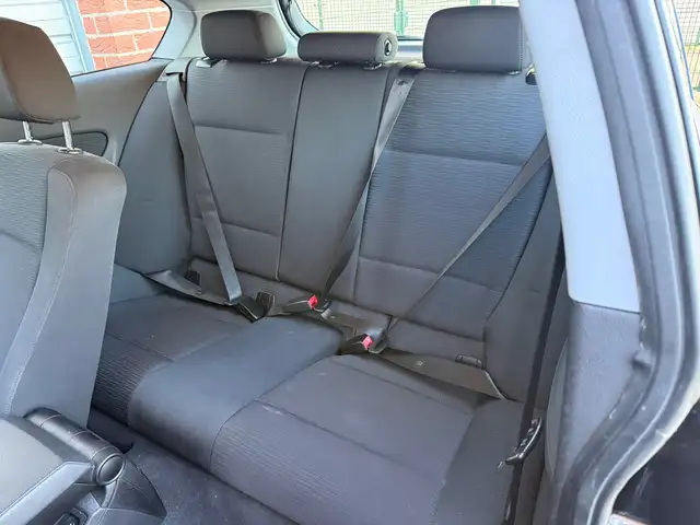 BMW 1 Series view 22