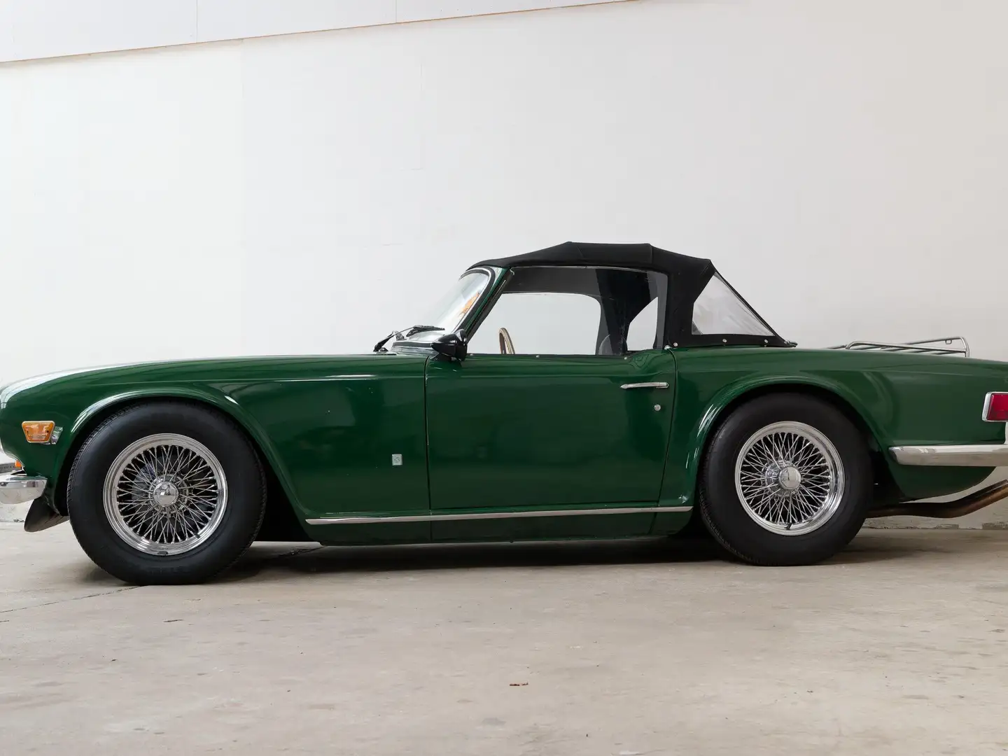 Triumph TR6 Overdrive | Chrome spaakwielen Grün - 1