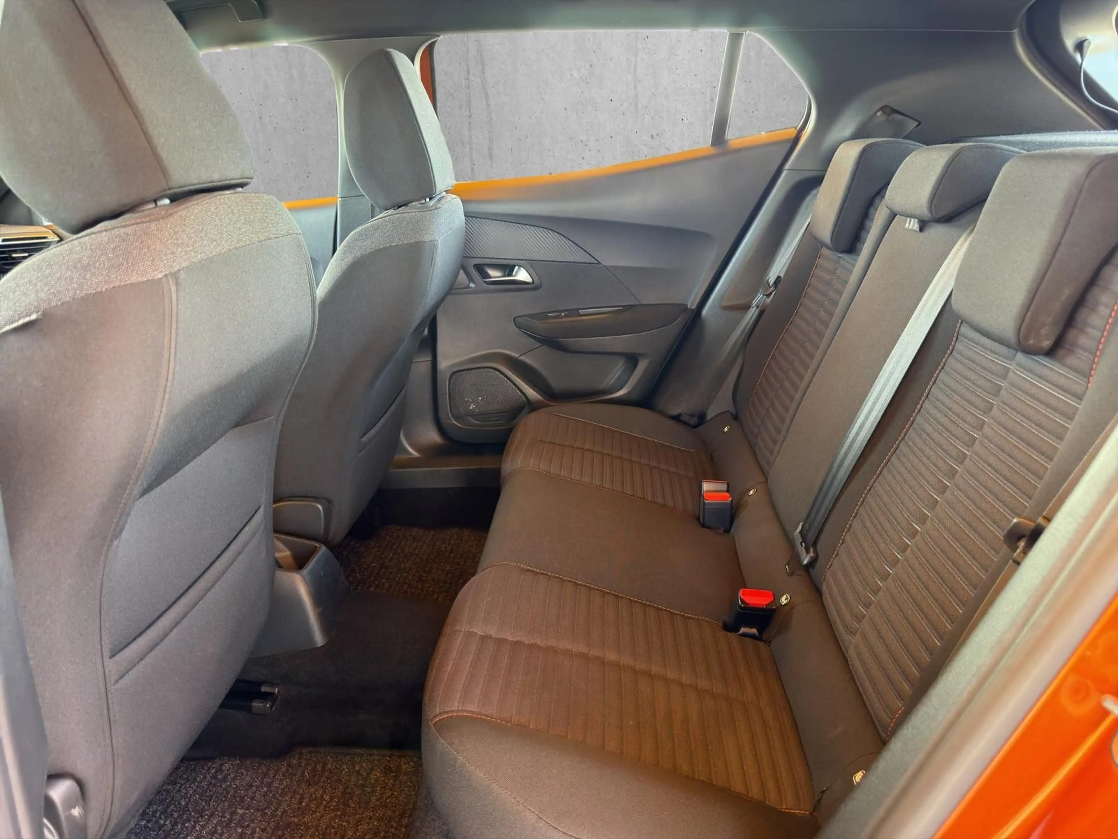 Peugeot 2008 Active Pack — photo 14