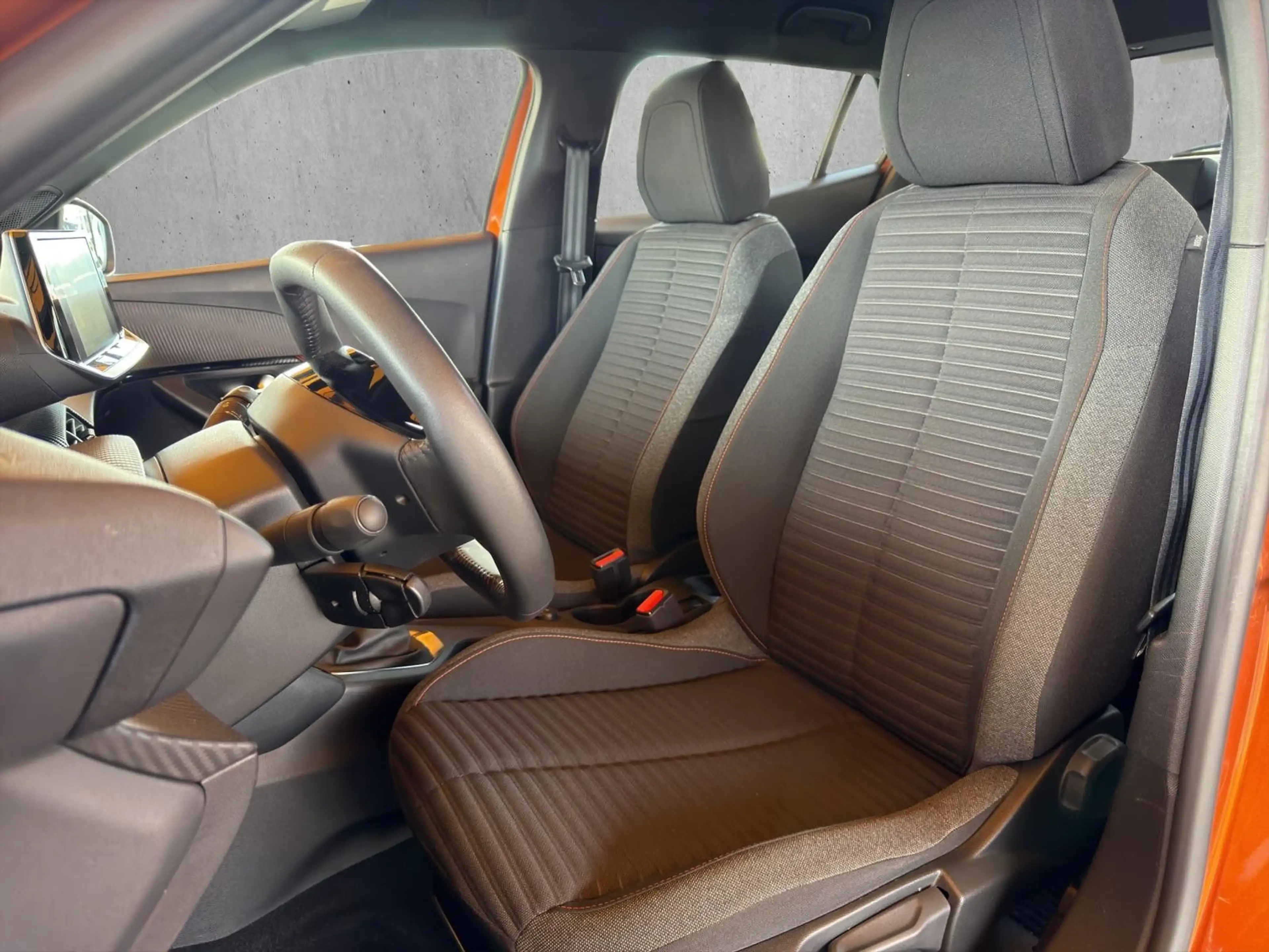 Peugeot 2008 Active Pack — photo 9