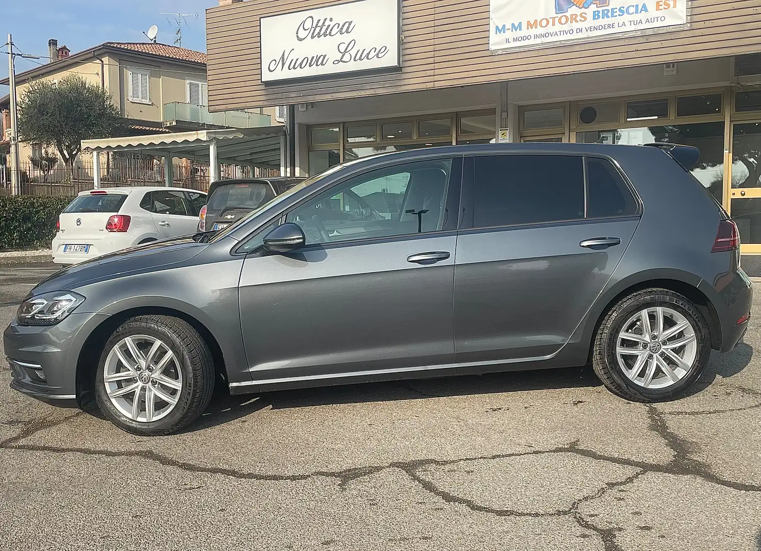 Volkswagen Golf 5p 1.0 tsi Business 115cv *GARANZIA* Grau - 2