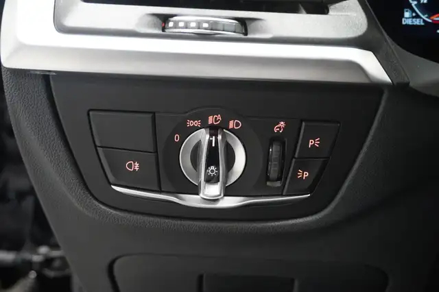 BMW X3 view 14