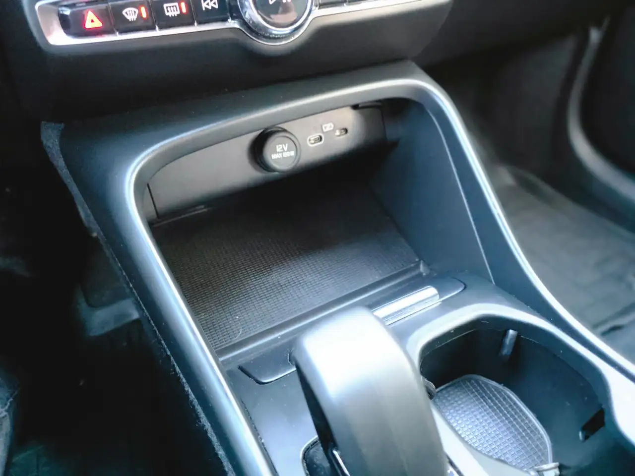 Volvo XC40 снимка Volvo XC40